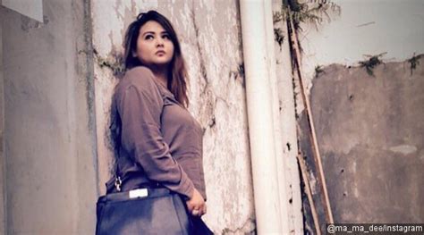 Cuek Disebut Gendut Audy Item Tampil Seksi Menggoda Di Foto Ini