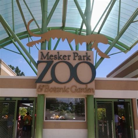 Mesker Park Zoo And Botanic Garden Zoo In Evansville West Side