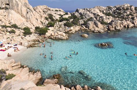 Sardinien strände sind grundsätzlich frei zugänglich. Geheimtipps: Diese 5 Orte auf Sardinien müssen Sie ...