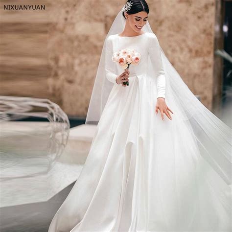 Simple Vintage White Ivory A Line Wedding Dresses Long Sleeves Royal