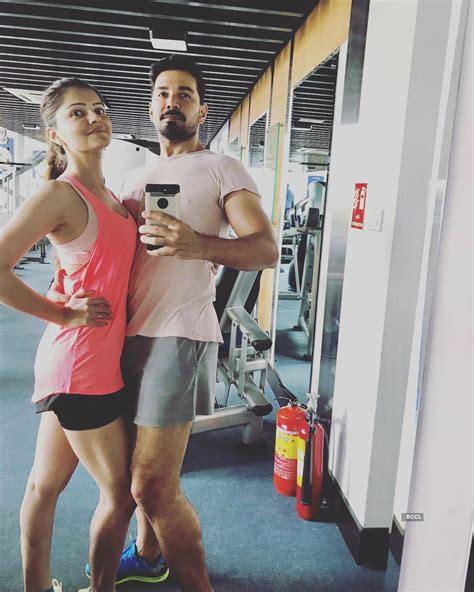 Rubina Dilaik Posing In The Gym With Her Husband Abhinav Shukla Photogallery