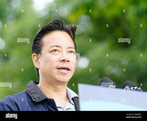 Ken sim fotografías e imágenes de alta resolución - Alamy