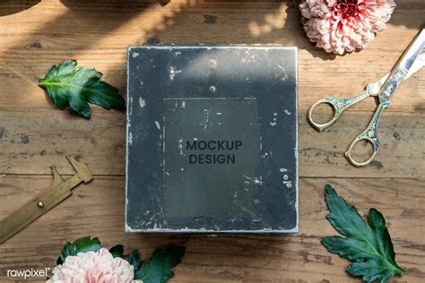 The setting of blue reflection: Download premium psd of Grunge metal blue box mockup on a ...