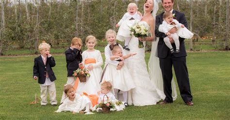 17 Hilarious But Unfortunate Wedding Fails Captured On Camera Huffpost
