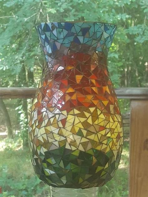 In order to make such a flower pot with a mosaic handmade, you will need: Pin by Sue Sperling on Mosaic vases and flower pots ...