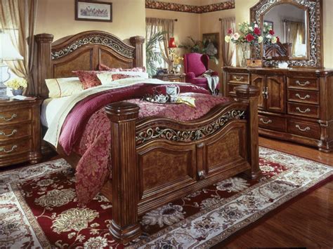Maybe you would like to learn more about one of these? Pin by S A B A Ideas on King Size Paul Bunyan Bed | King ...