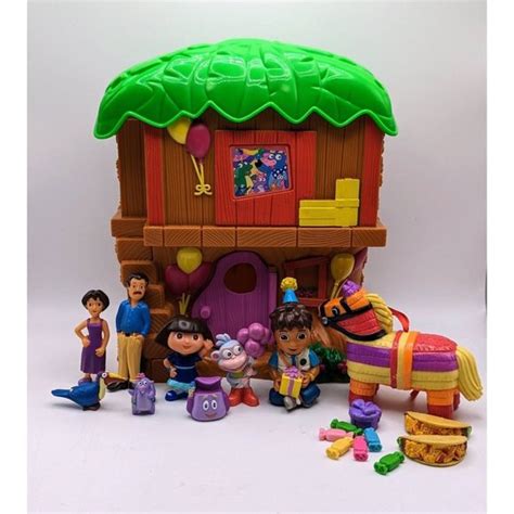 Mattel Toys Dora The Explorer Lets Go Adventure Treehouse Playset