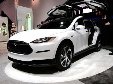 Tesla Model X Die Wichtigsten High Tech Facts Motorblock