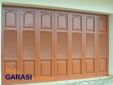 Apakah anda sedang mencari jenis pintu yang kuat untuk diterapkan pada garasi baru anda? Jenis Pintu garasi besi dan kayu modern 2021 ...