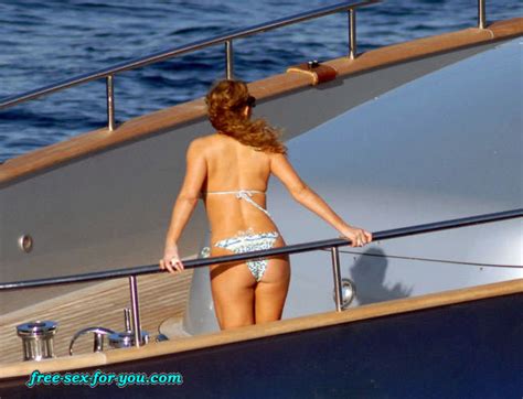 Mariah Carey Posing In Skimpy Bikini On Yacht Paprazzi Pix Porn