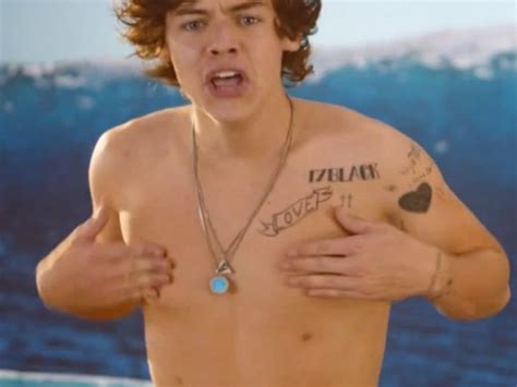 Harry Styles Has Four Nipples Dunkirk Star Confirms Rumours News Com Au Australias Leading