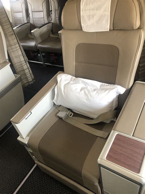 Saudi Arabian Airlines First Class Seats