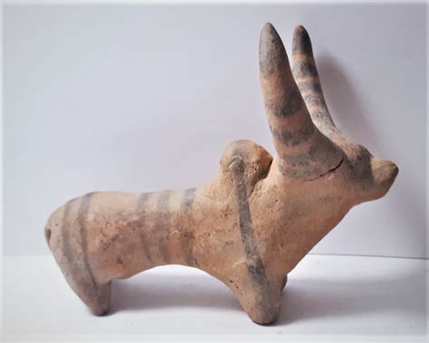 Ancient Indus Valley Harappa Mohenjo Daro Terracotta Zebu Bull Statue