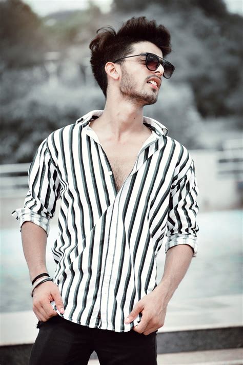Pin By Sumit Chahar On Sumit Chahar Photoshoot Pose Boy Photo Poses