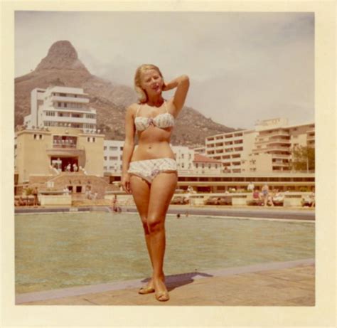50 Candid Polaroids Of Ordinary People In Cape Town In The Early 1960s