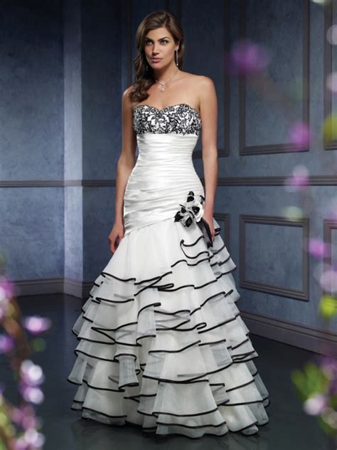 Ten Elegant Black And White Wedding Dresses Bestbride101