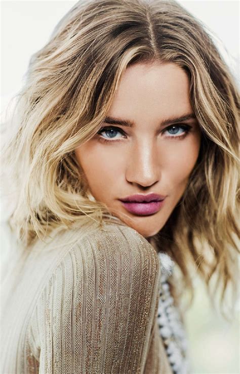 Huntington's disease symptoms can develop at any time, but they often first appear when people are in their 30s or 40s. LOOKandLOVEwithLOLO: Rosie Huntington Whiteley for Vogue ...