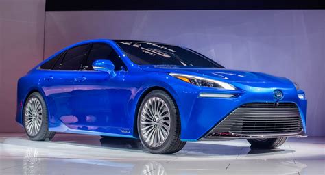 With all that and heated, synthetic leather front and rear seats, the 2022. Striking 2021 Toyota Mirai Wants You To Completely Forget ...