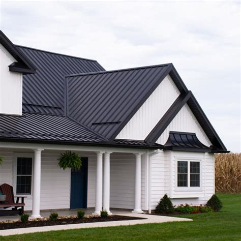 Pin By Phillip Myer On Home Renovation Ideas Metal Roofs Farmhouse