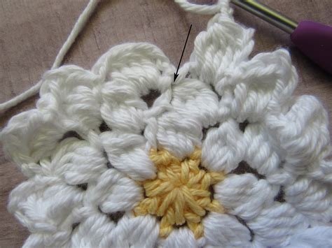 See more ideas about crochet, crochet coasters, crochet motif. Crochet Flower Coaster Pattern - Maria's Blue Crayon