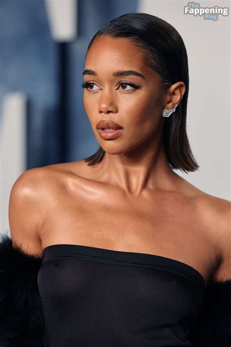 laura harrier flashes her nude tits at the 2023 vanity fair oscar party 20 photos explicit
