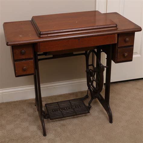 Oak And Cast Iron Singer Sewing Machine And Table 1937 Ebth