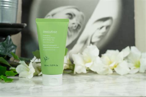 innisfree Hydrating Cleansing Foam with Green Tea | Doctors Review