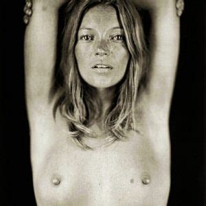 Kate Moss Topless On The Yacht Scandal Planet