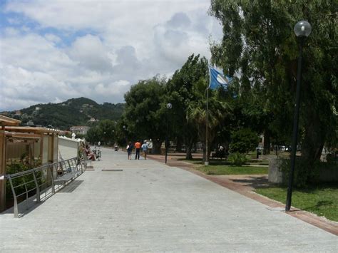 ▶️ sapri, rimosso il divieto di balneazione sul lungomare: Parco nel Cilento, Enzo Crivella sindaco del chilometro ...
