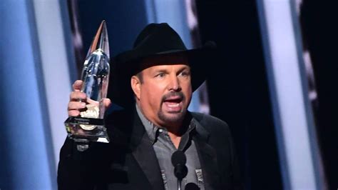 How Much Is Garth Brooks Worth In 2019