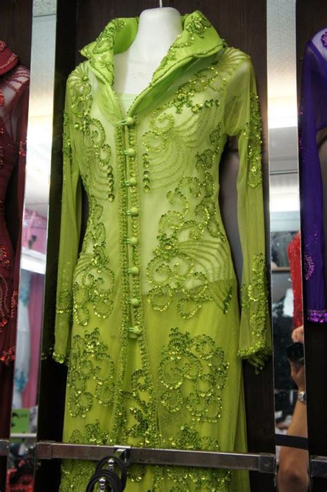 Tempahan pakej pelamin, make up dan tempahan baju pengantin. Butik D'Sya, Muslimah Bridal Collections: Koleksi baju ...