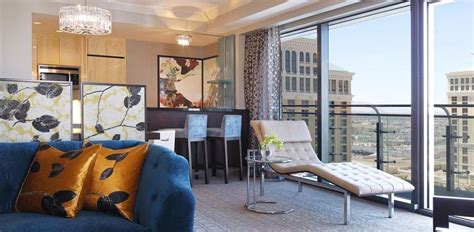 Friends and families come here for weddings, parties, birthdays, reunions, conventions, shows and more. Cosmopolitan Las Vegas - Vegas Hotel Escapes | Hotel ...