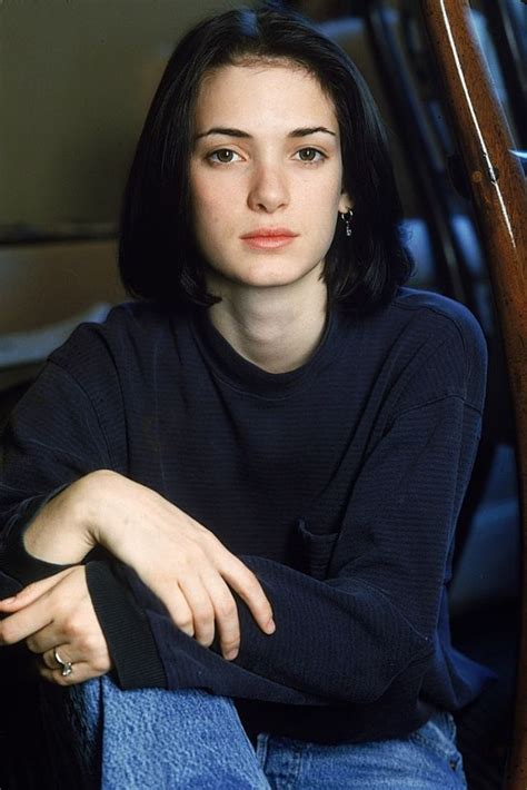40 Photos Show Fashion Styles Of A Young Winona Ryder In The 1980s And