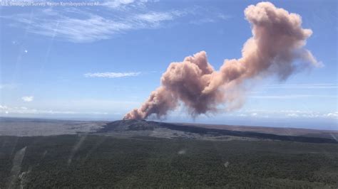 Hawaii Volcano Eruption Forces Evacuations Abc7 San Francisco
