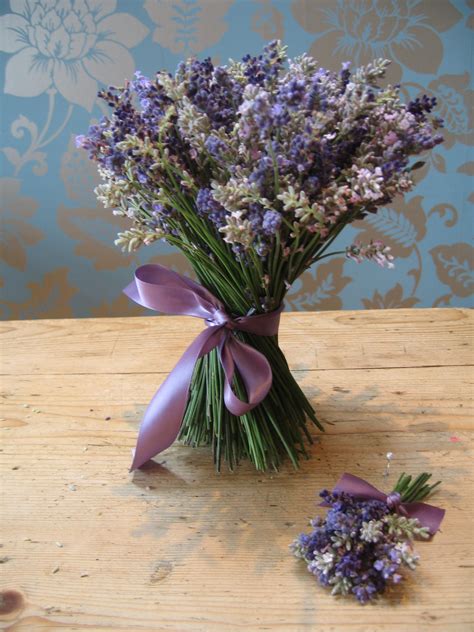 Dried Lavender Bouquet Satisfying Wedding Bouquets Lavender Flowers Lavender Bouquet