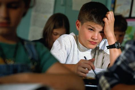 7 Warning Signs Your Child Is Struggling In School