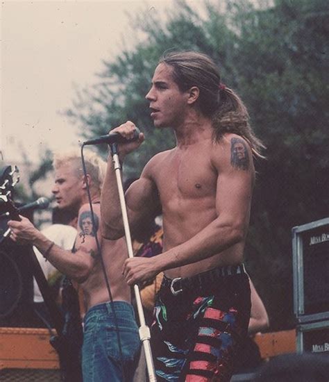 Pin By Nachi Nacho On The S Hottest Chili Pepper Red Hot Chili Peppers Anthony Kiedis