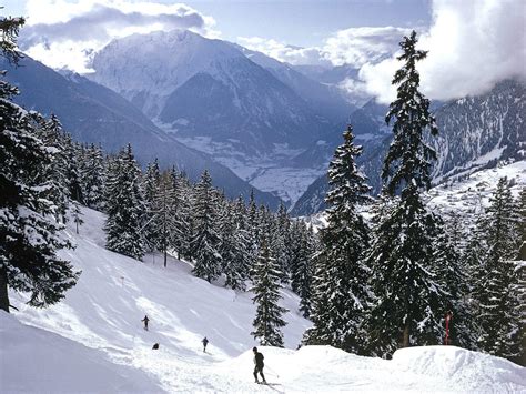 Ski Resort Wallpapers Top Free Ski Resort Backgrounds Wallpaperaccess