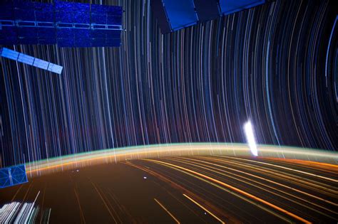 21 Star Trails Captured From Space Twistedsifter