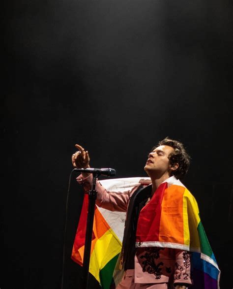 9 Times Harry Styles Supported The Lgbtq Community