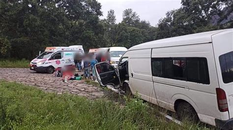 Un Total De 13 Jornaleros Heridos Saldo De Choque Entre Dos Camionetas