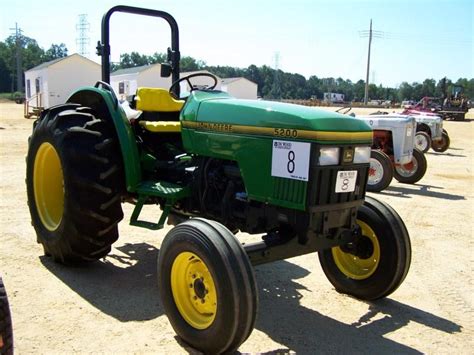 John Deere 5200 Farm Tractor Jm Wood Auction Company Inc