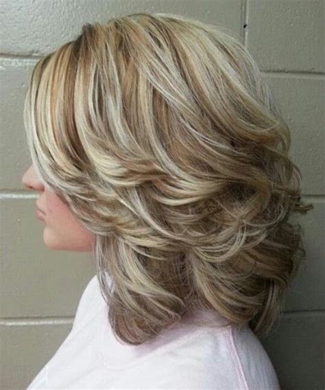 30 Medium Hairstyles With Layers For Women Hottest Haircuts