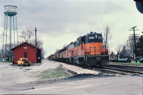 Milwaukee Rd Gp 9 At Kouts Ind March 1976 Its March 29th 1 Flickr