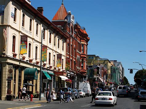 Top 5 WARMEST Places In Canada To Visit This Winter - Travel Off Path
