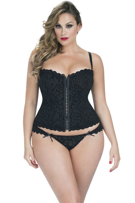 13 Best Plus Size Corsets And Bustiers To Seriously Upgrade Your Lingerie