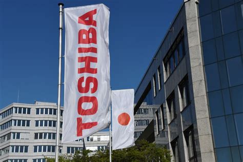 Toshiba Ceo Resigns After An Investor Battle Over Restructuring Plans