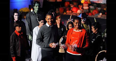Video De Justn Jonathan Avec Sa Maman Halloween - Barack et Michelle Obama : les aliens envahissent la Maison Blanche