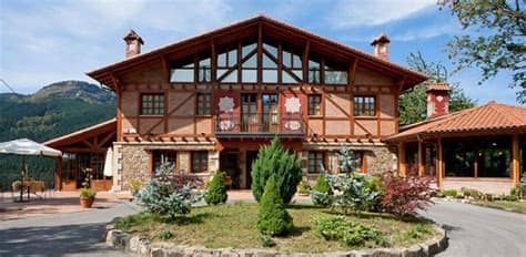 Descubre la magia del turismo rural en vizcaya. Hotel Rural Etxegana (Zeanuri - Bizkaia) en Gorbeialdea