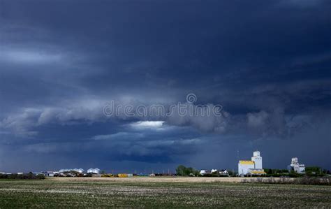 Prairie Storm Clouds Canada Stock Image Image Of Rural Clouds 205916755